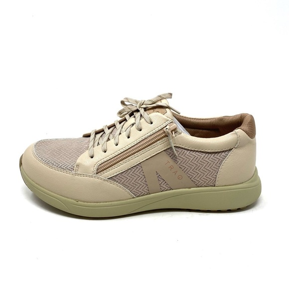 Traq Eazee Sneakers in Bone - Picture 1 of 9